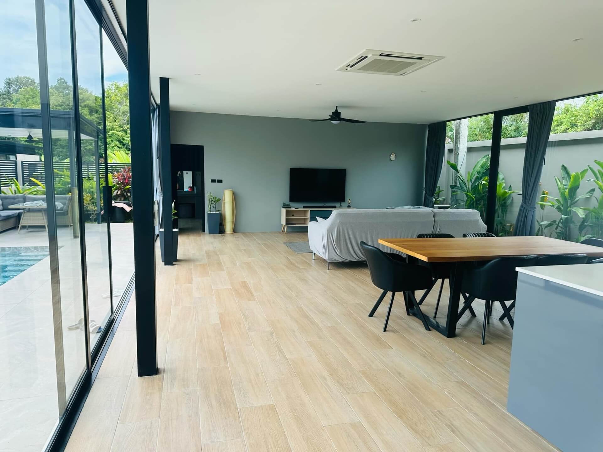 Charming 2-Bedroom Villa For Sale in Maenam