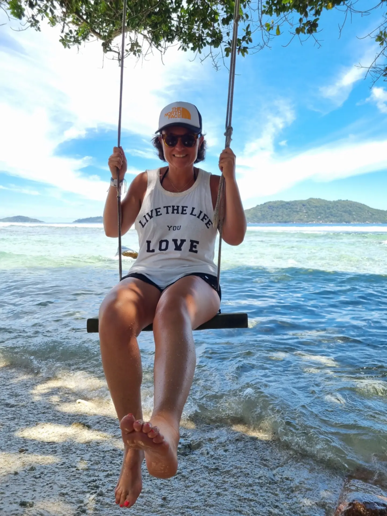 About 1 Invest in Thailand – Philippine, founder of Samui & Koh, expert in luxury real estate and property investments in Koh Samui