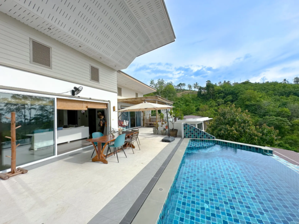 Villa for Sale in Lipa Noi – Sea View & Sunset Over Ang Thong