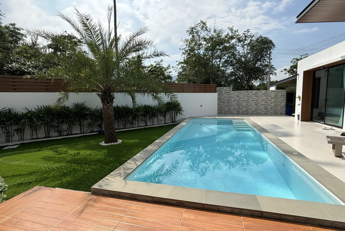 Charming 3-Bedroom Villa for Sale in Maenam - Samui & Koh