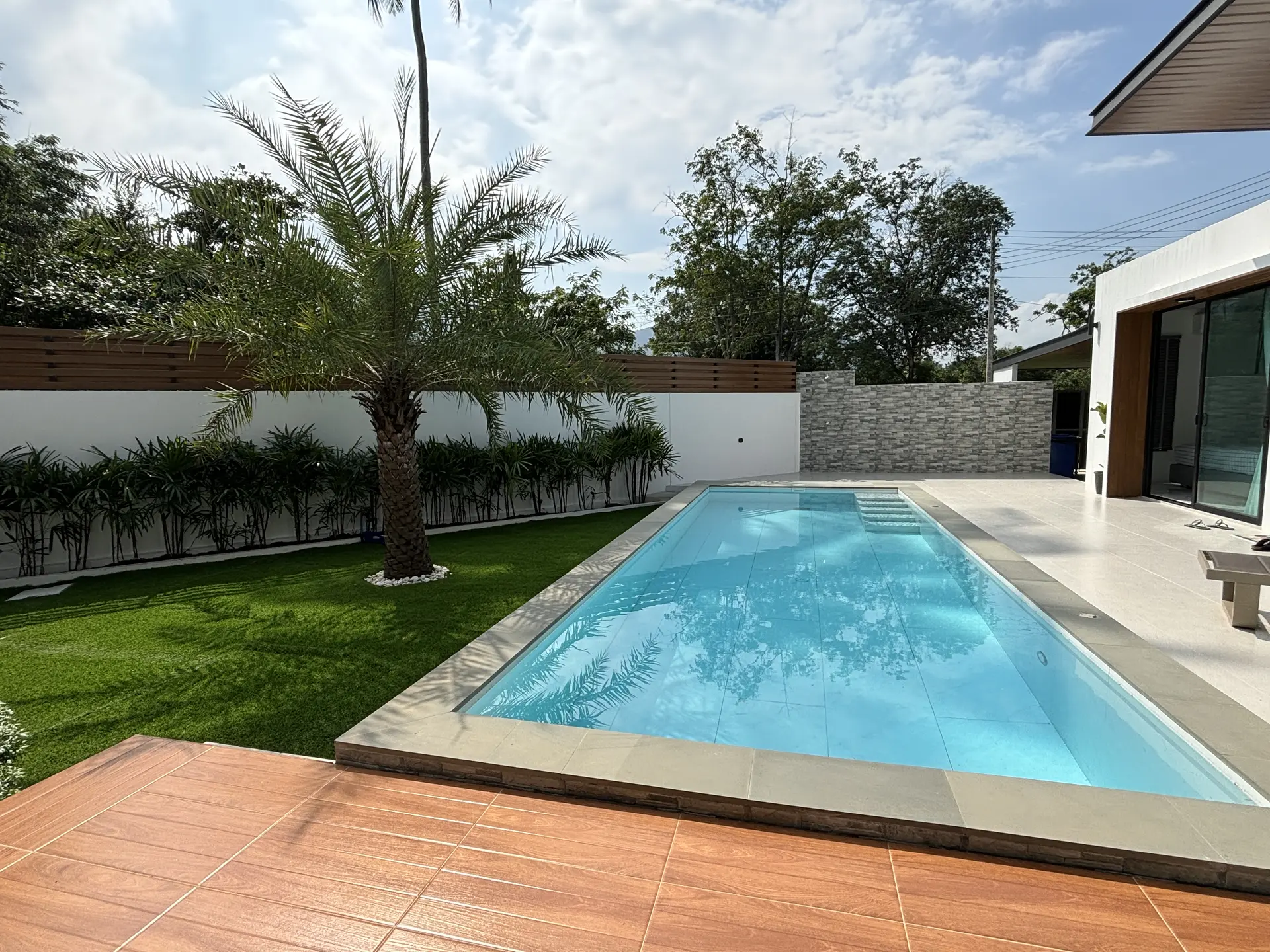Charming 3-Bedroom Villa for Sale in Maenam - Samui & Koh