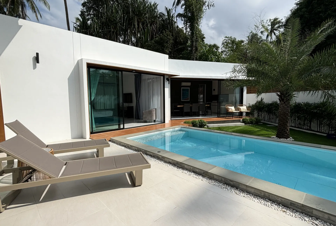 Charming 3-Bedroom Villa for Sale in Maenam - Samui & Koh