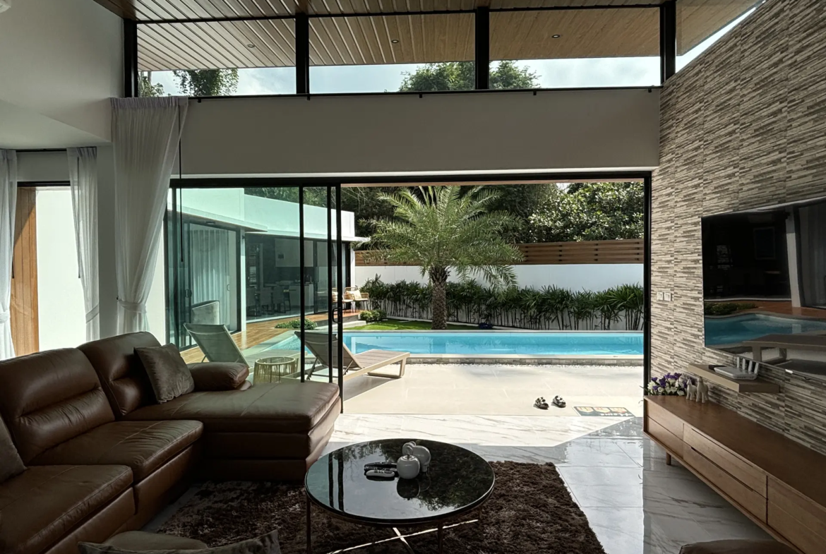Charming 3-Bedroom Villa for Sale in Maenam - Samui & Koh
