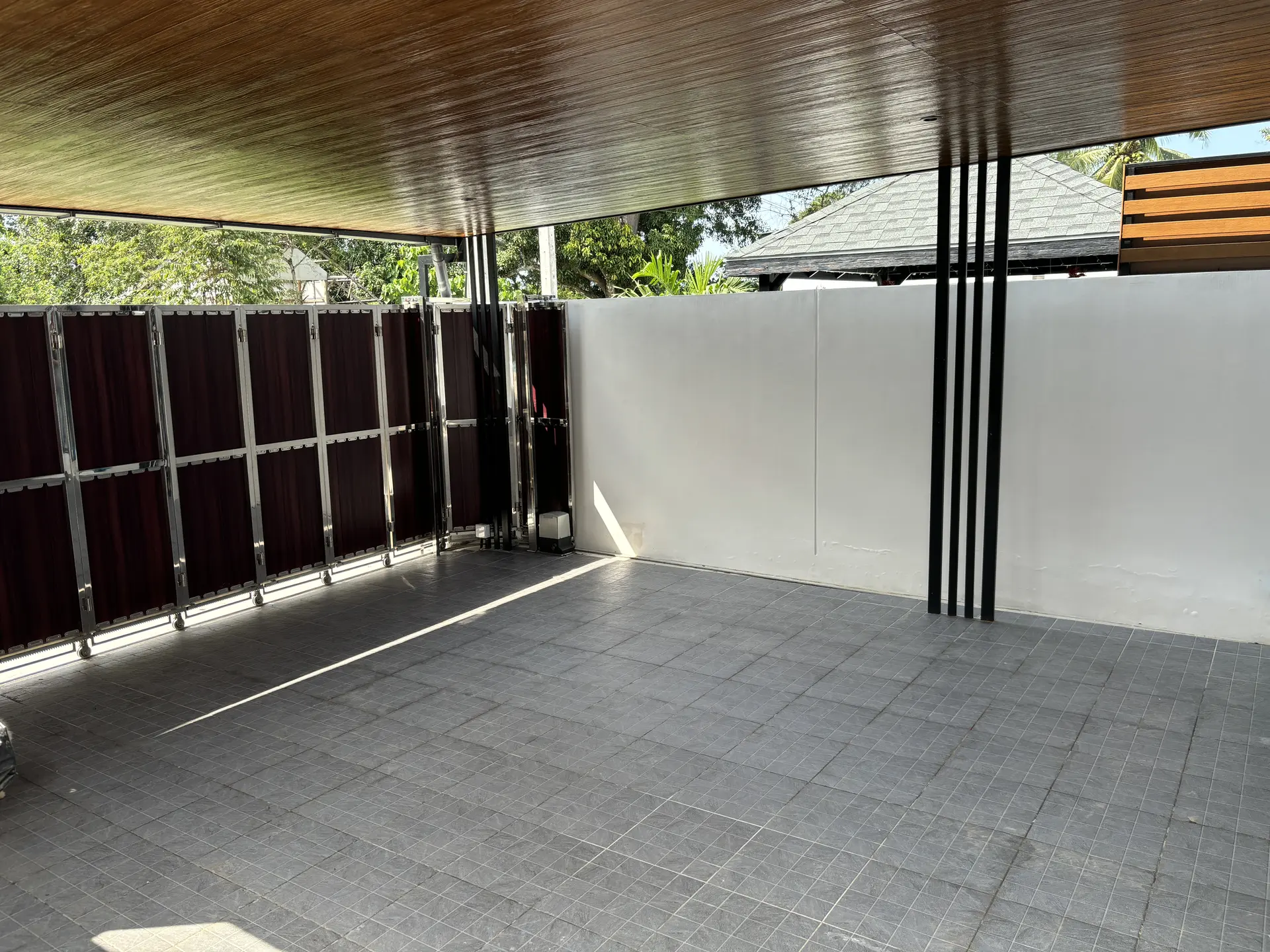 Charming 3-Bedroom Villa for Sale in Maenam - Samui & Koh