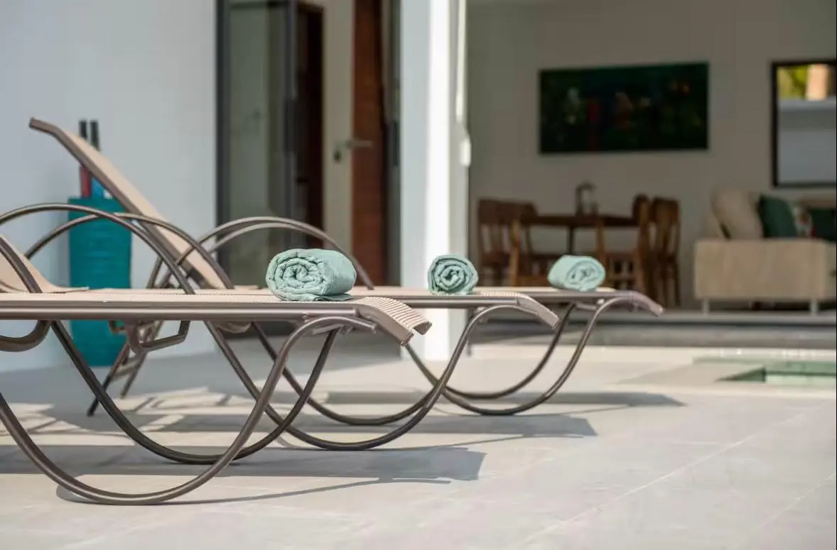3-bedroom villa for long-term rent in Maenam, Koh Samui.