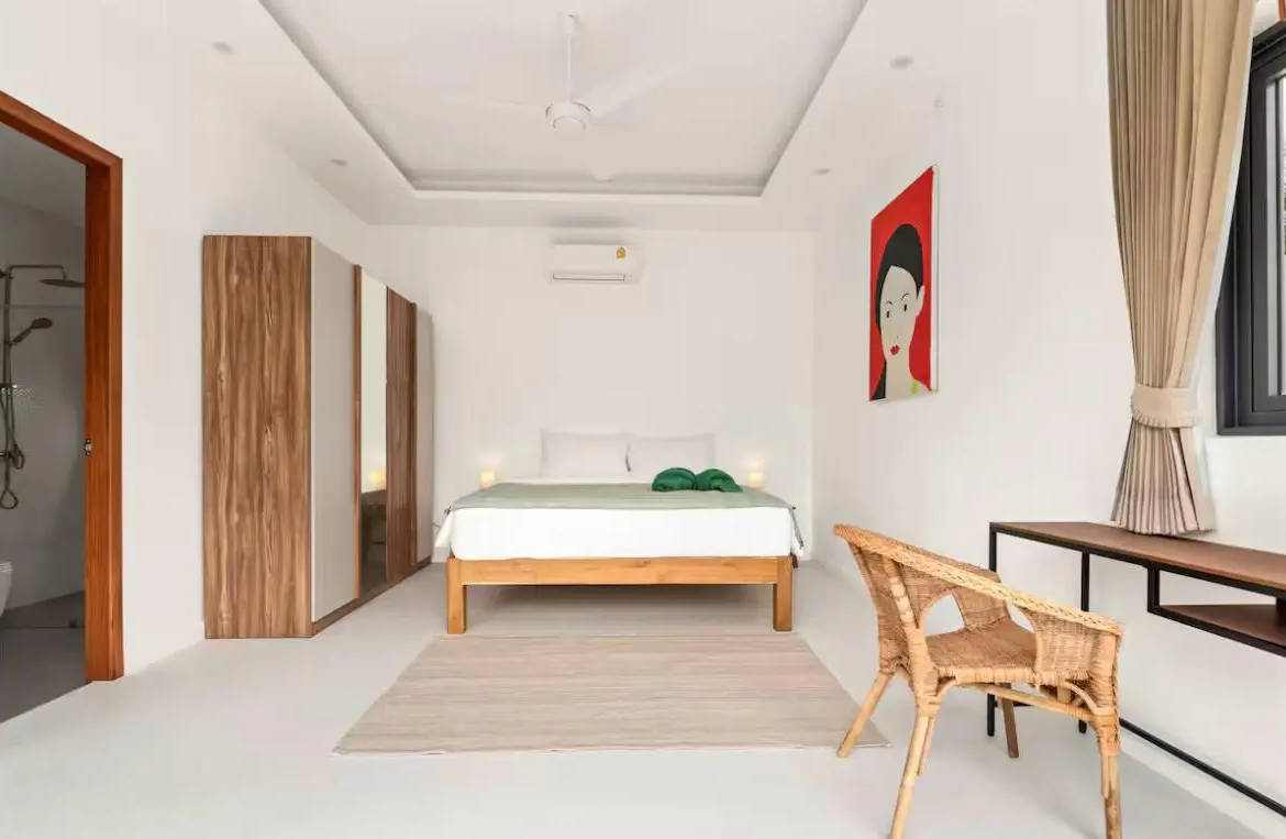 3-bedroom villa for long-term rent in Maenam, Koh Samui.