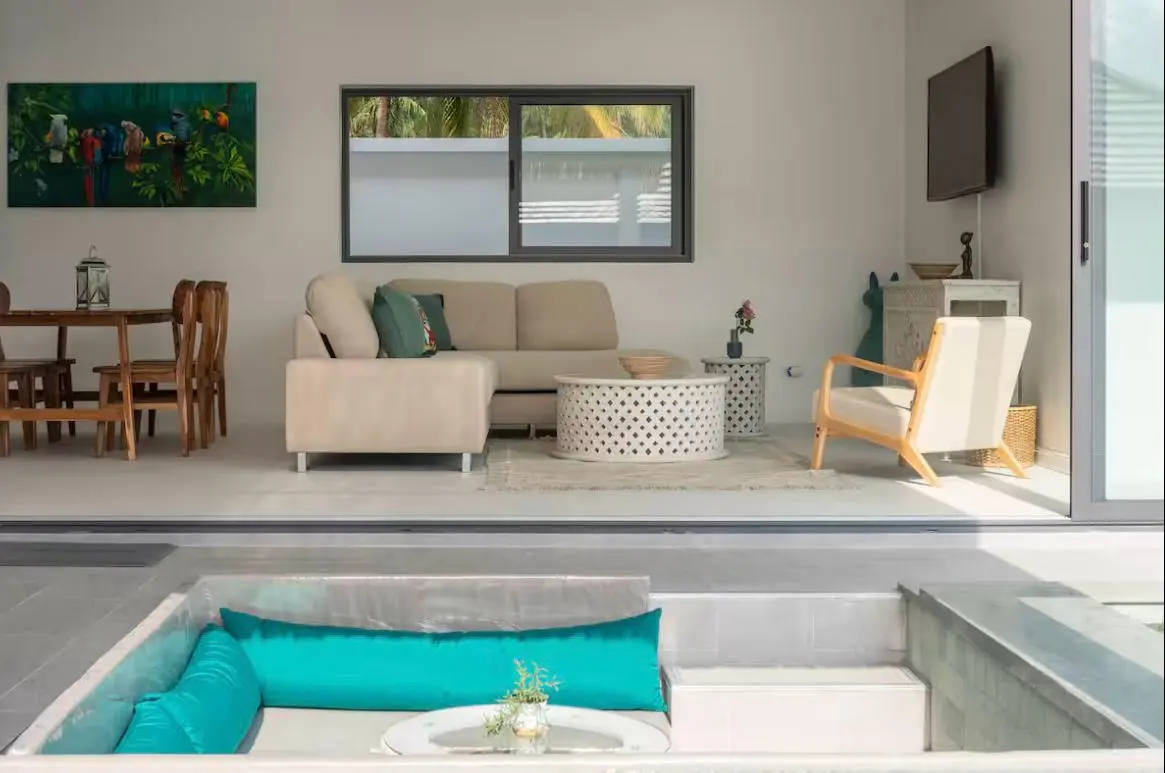 3-bedroom villa for long-term rent in Maenam, Koh Samui.