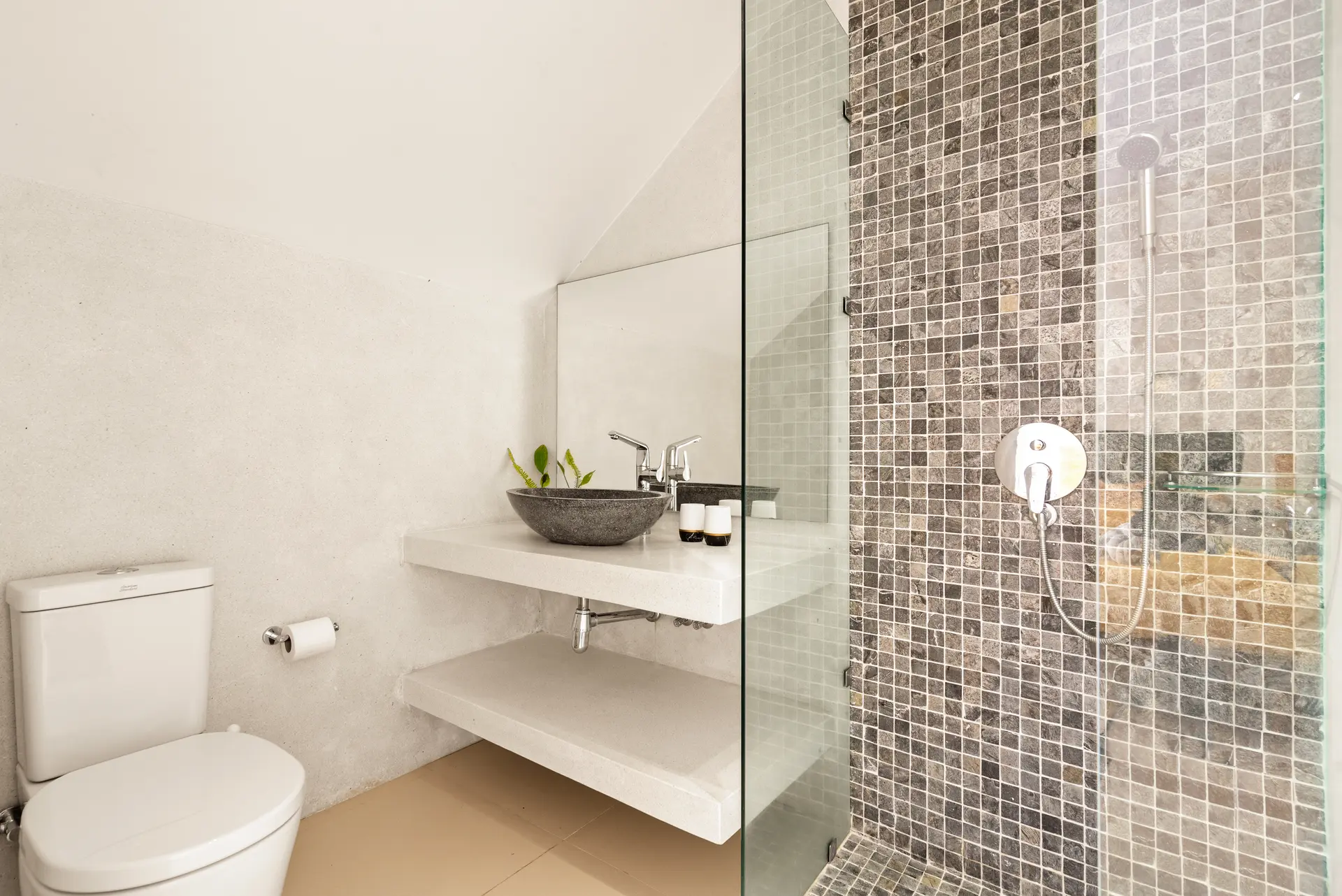 5-Bedroom Sea View Villa for Holiday Rent – Bang Por | Koh Samui - Bathroom