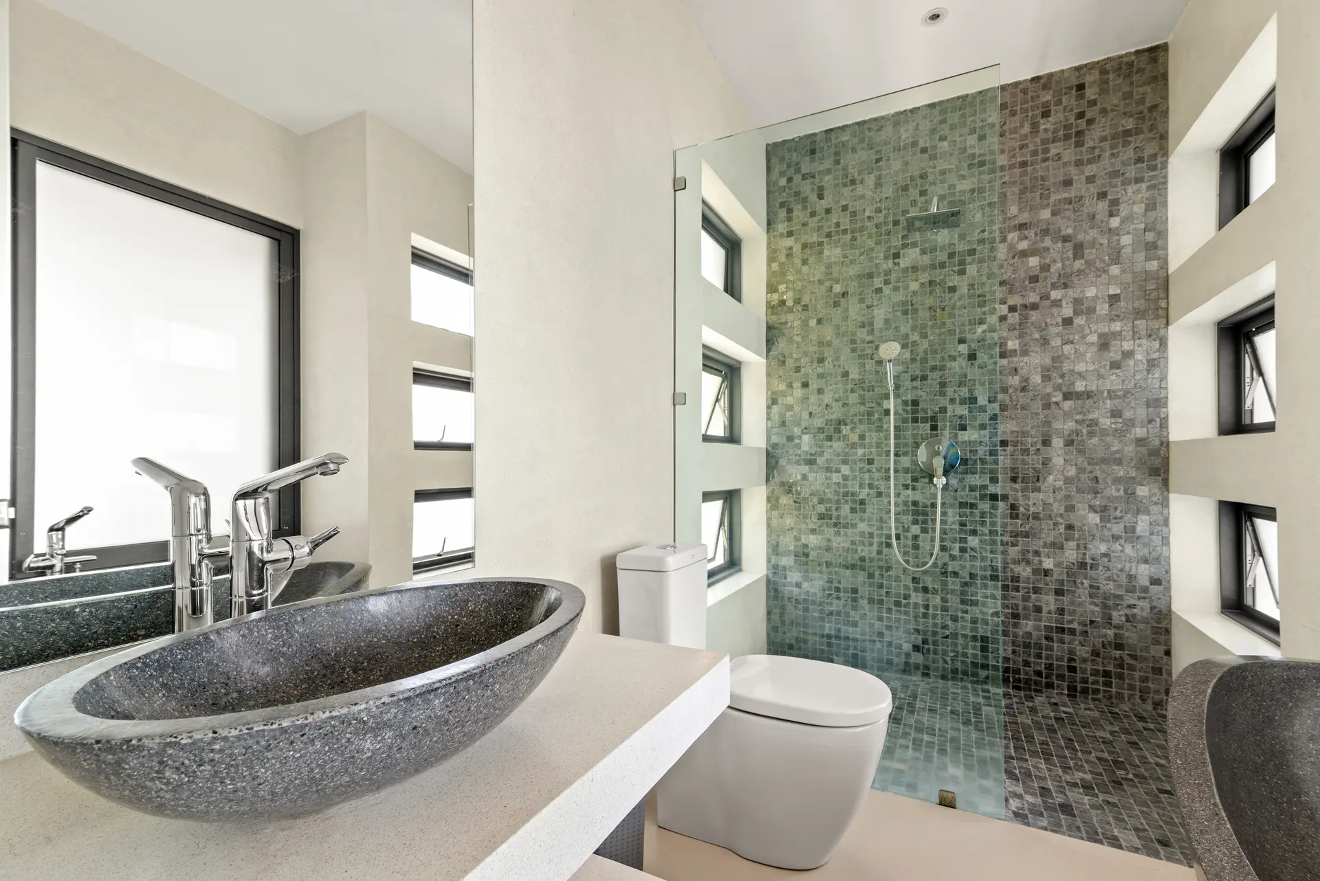 5-Bedroom Sea View Villa for Holiday Rent – Bang Por | Koh Samui - Bathroom 3
