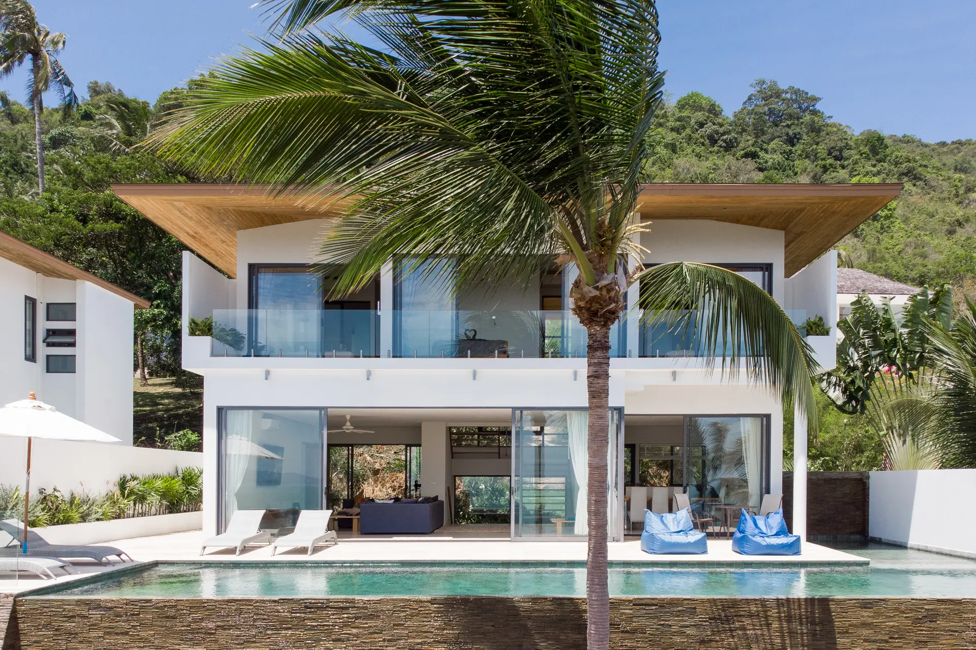 5-Bedroom Sea View Villa for Holiday Rent – Bang Por | Koh Samui